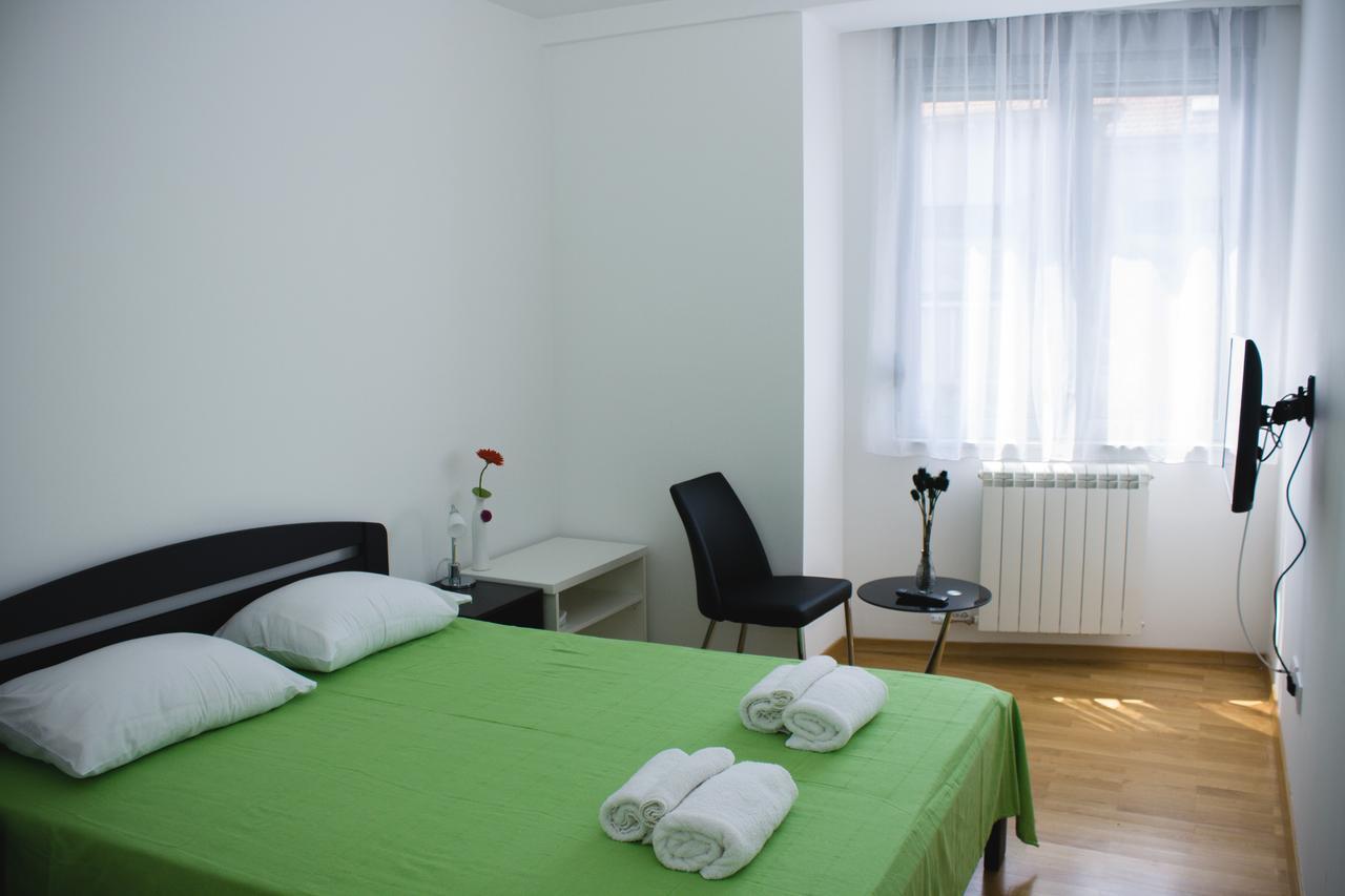 Botanical Garden Apartments Belgrade Exterior photo